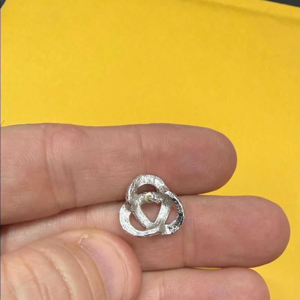 Elegant Silver Knot Earrings - Picture 3 of 3